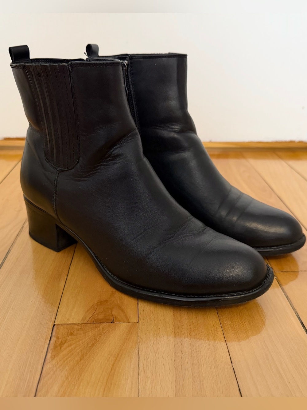 Blondo Waterproof Black Leather Ankle Booties with Block Heel